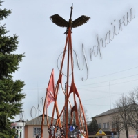 ...кошти на пам’ятний знак збирали всією громадою