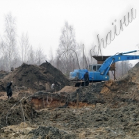 Бурштинове дно: влада дістати не може,  а копачі виловлюють мільйони