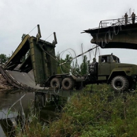 Під Слов’янськом відбудують міст, зруйнований бойовиками