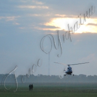 Вертоліт вибухнув, пілот вижив