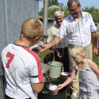 Сільський водогін будували <<всім миром>>