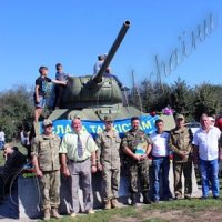 До «тридцятьчетвірки»  прийшли спадкоємці слави дідів