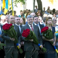 Возз’єднуємося із сім’єю, частиною якої були століттями