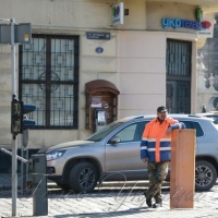 Водіїв змусять платити за парковку