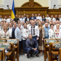 Вишиванка —  це об’єднуюча традиція і символ нації