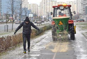 Негода знеструмила 200 населених пунктів. Ситуація погіршуватиметься