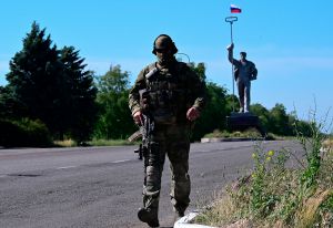 Ворог перекидає техніку та особовий склад на південь