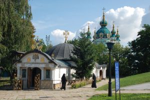 Храм-самобуд УПЦ (мп) в охоронній зоні ЮНЕСКО мають знести