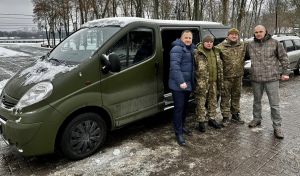 Черговий автомобіль для оборонців