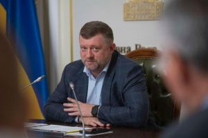 Якісний рівень оплати праці та реформи державного управління в контексті євроінтеграційного шляху України