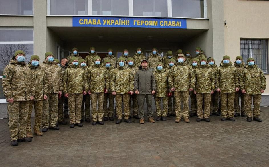 Маючи такого агресивного сусіда, як Росія, ми не можемо розслабитися