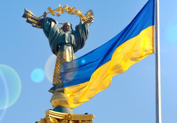 Потужний пласт планетарного виміру