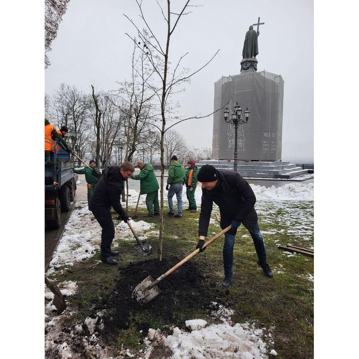 Щоб столиця була зеленою й квітучою