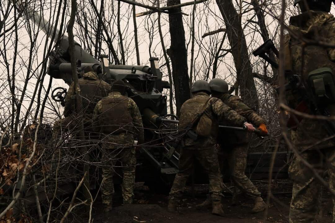 Бахмут —  в епіцентрі активної фази війни та...  російських ІПСО