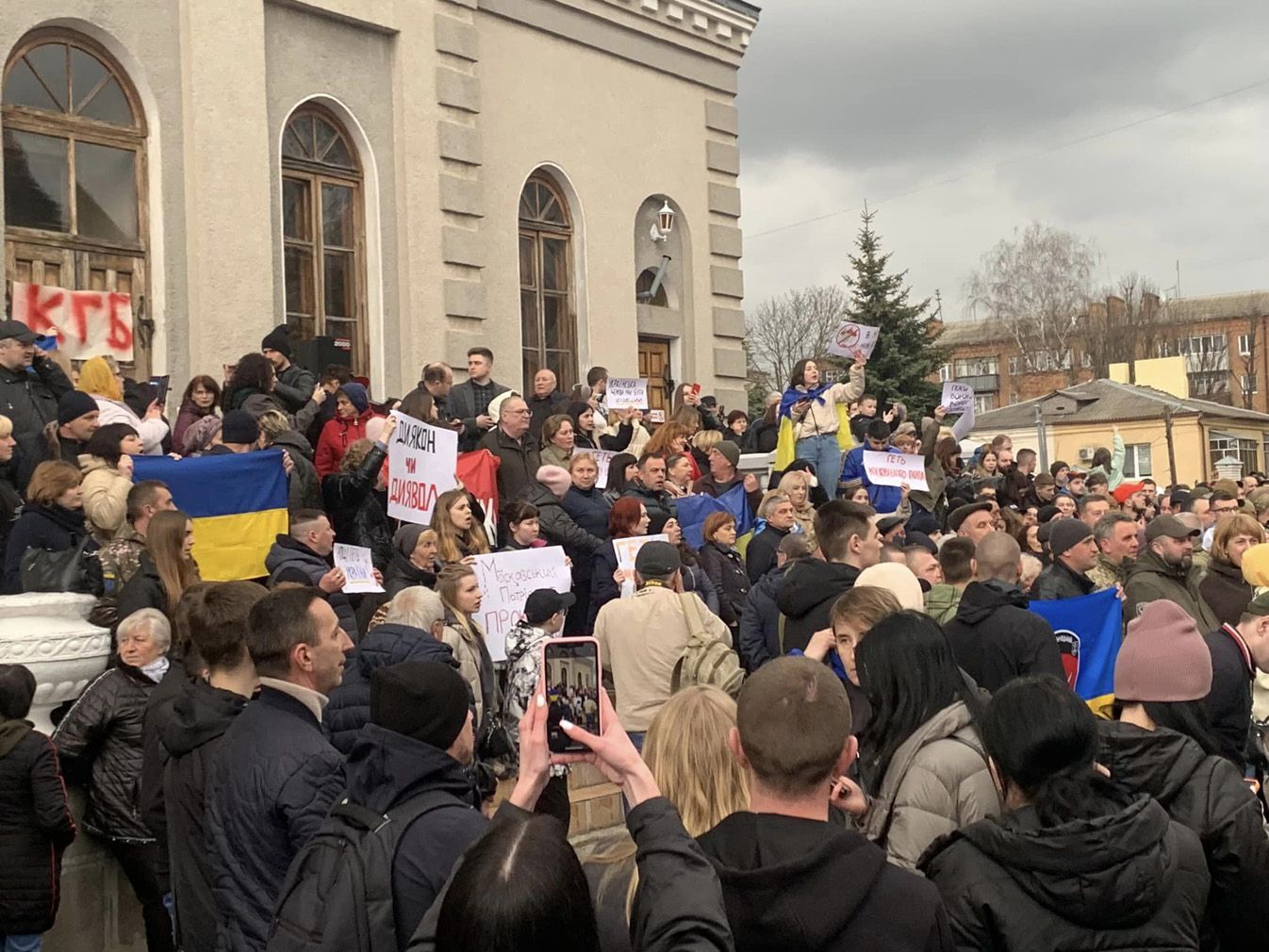 У церквах не хочуть бачити московських попів