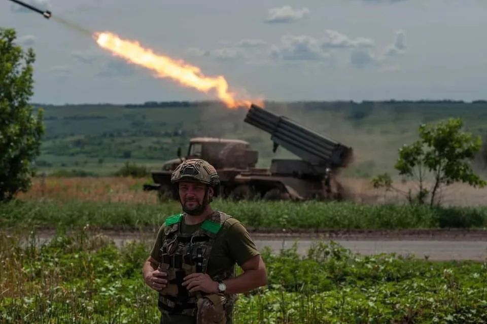 ЗСУ перерізають ворогу логістичні артерії з Кримом. Далі буде...