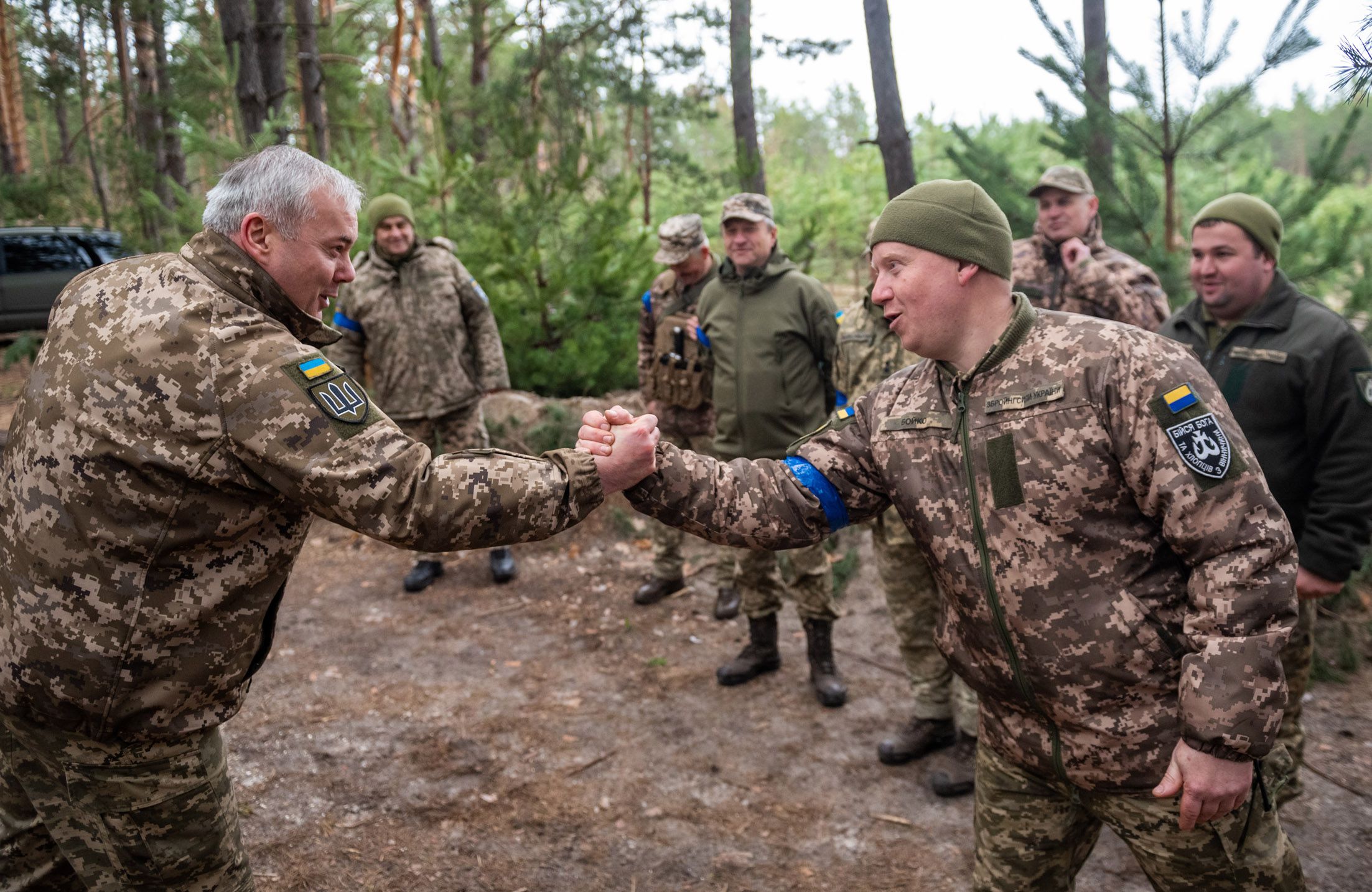 Б’ємо ворога на всіх напрямках!