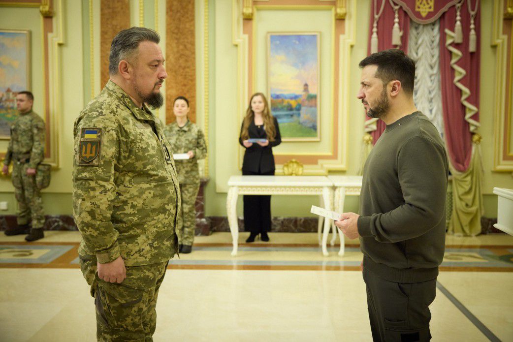 Продовжуємо традицію особливої поваги до воїнів, чия надзвичайна хоробрість заслуговує на загальнонаціональну увагу