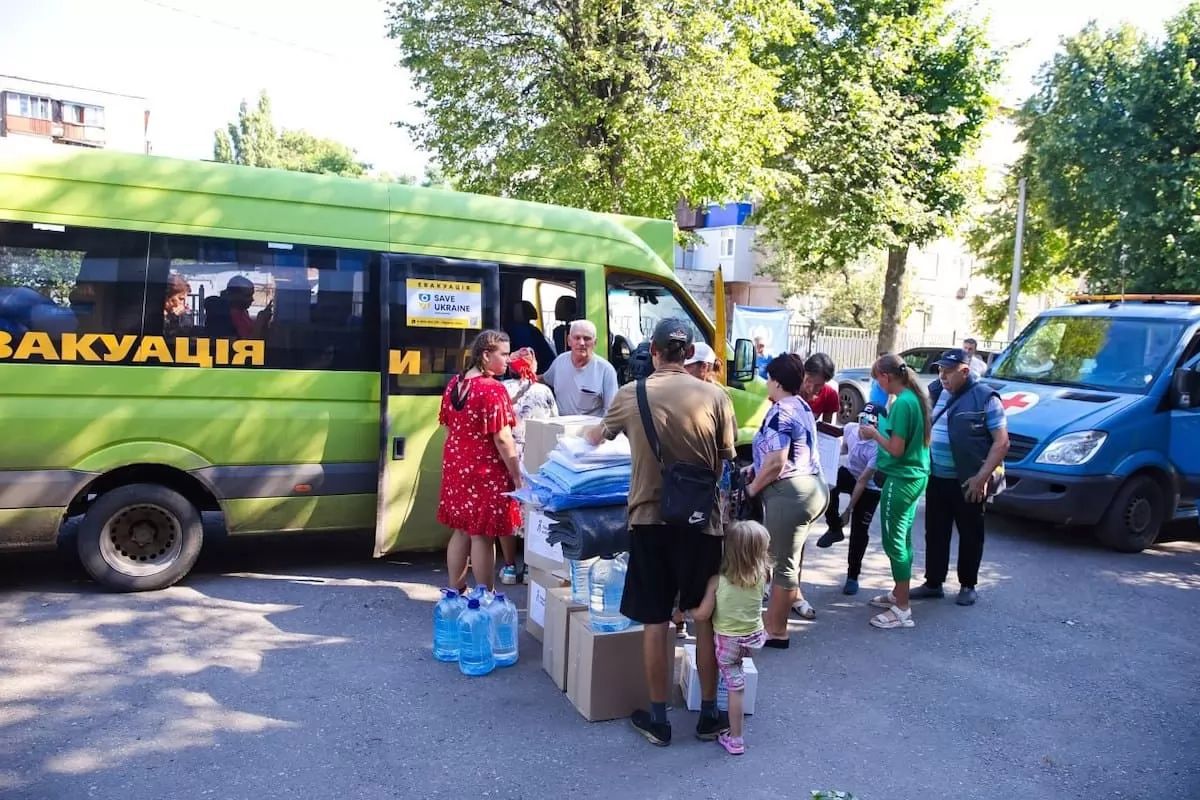 Оголошено примусову евакуацію дітей з їхніми батьками з деяких населених пунктів Сумщини