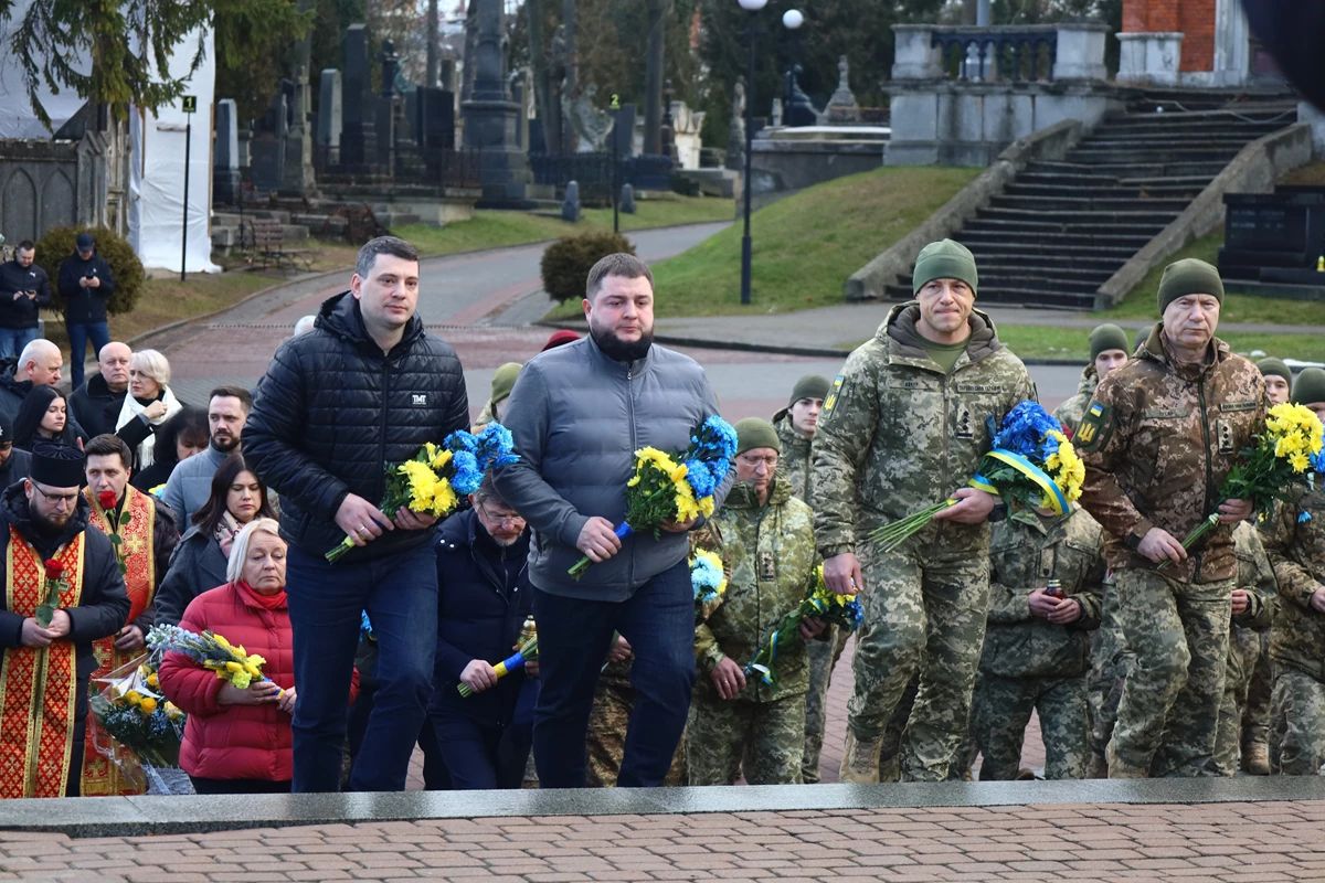 Львівщина вшанувала пам’ять про подвиг Героїв Крут