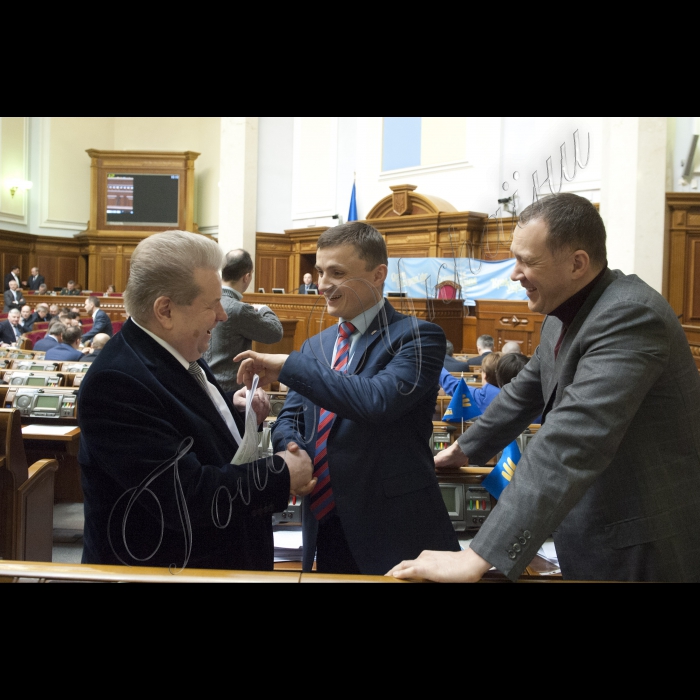 Пленарне засідання ВР.
Михайло Поплавський, Михайло Головко, Олександр Супруненко.