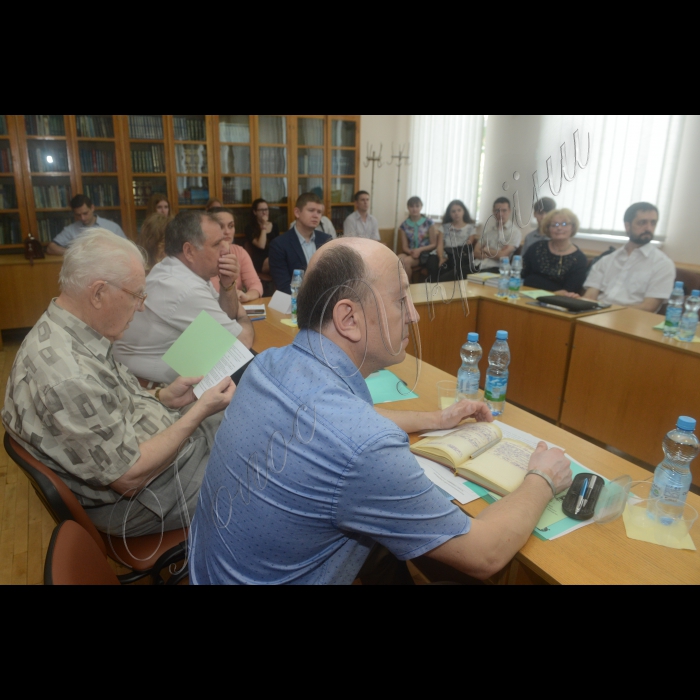 В Інституті держави і права ім. В. М. Корецького НАН України пройшов круглий стіл «Регіональна політика і децентралізація влади в Україні в контексі євроінтерграційних процесів»