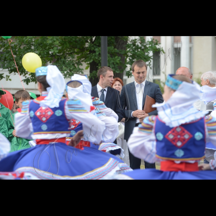 16.06.2015.
  Керівник Державного управління справами Сергій Березенко відкриє урочисте святкування 90-ї річниці «Міжнародного дитячого центру «Артек» (м. Київ, Пуща-Водиця, 14-та лінія, Санаторний комплекс «Пуща-Озерна»).