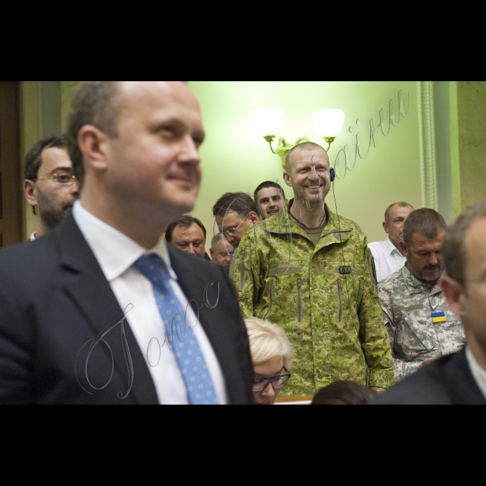 Вечірнє пленарне засідання (сесія) Парламенту, Верховної Ради України

Верховна Рада України ухвалила Закон 