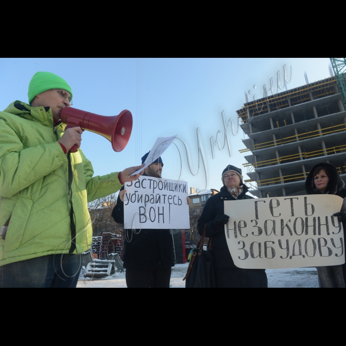 1 грудня 2014. У Києві, на вул. Шулявській, 32 відбулася акція прямої дії 