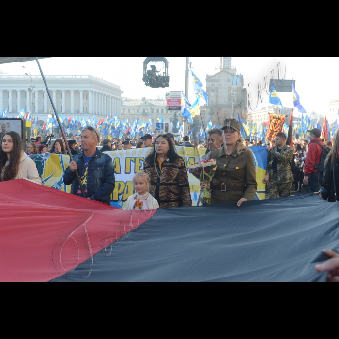 14 жовтня 2014. На свято Покрови, Всеукраїнське об’єднання «Свобода» провело в Києві традиційний Марш слави Героїв за визнання воїнів Української Повстанської Армії борцями за незалежність Української держави. Учасники пройшли Хрещатиком від Майдану Незалежності до Европейської площі, а звідти вулицею Грушевського до Верховної Ради України. Націоналісти пікетували парламент із вимогою ухвалити закони про визнання УПА борцями за незалежність України та про заборону комуністичної ідеології.