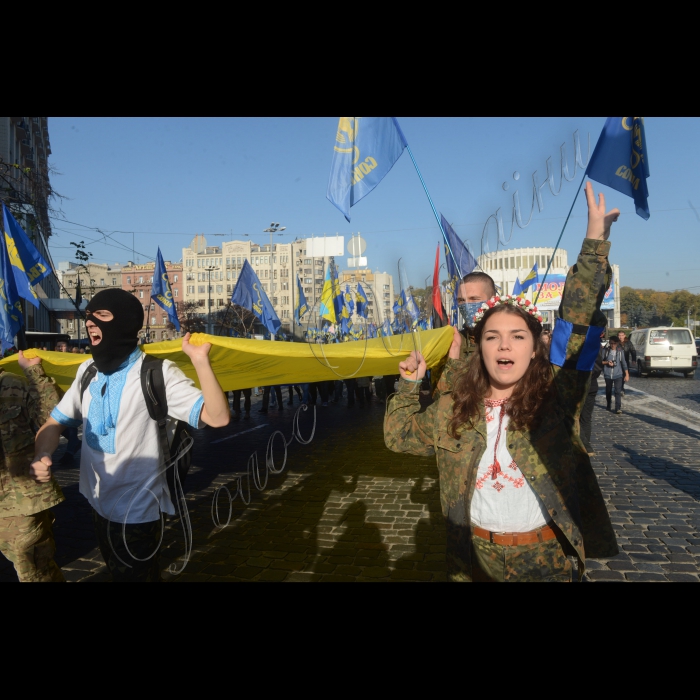 14 жовтня 2014. На свято Покрови, Всеукраїнське об’єднання «Свобода» провело в Києві традиційний Марш слави Героїв за визнання воїнів Української Повстанської Армії борцями за незалежність Української держави. Учасники пройшли Хрещатиком від Майдану Незалежності до Европейської площі, а звідти вулицею Грушевського до Верховної Ради України. Націоналісти пікетували парламент із вимогою ухвалити закони про визнання УПА борцями за незалежність України та про заборону комуністичної ідеології.