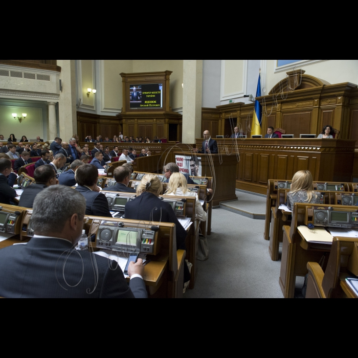 17 вересня 2015

Прем’єр-міністр України Арсеній Яценюк, члени Кабінету міністрів взяли участь у пленарному засіданні Верховної Ради України.
