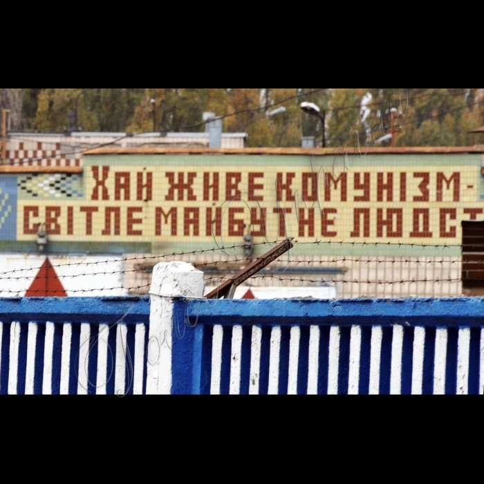 В Києві, на збірному пункті Київського міського військового комісаріату  відбулись урочисті проводи призовників м. Києва та Київської області до лав Збройних Сил України. У цей день понад 130 молодих киян та призовників з Київської області будуть направлені до лав Збройних Сил України.