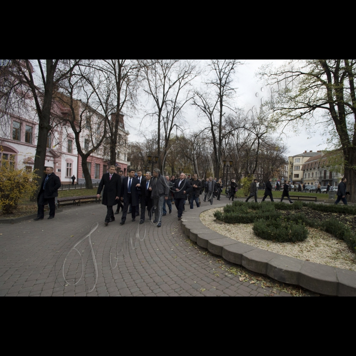 Робоча поїздка Голови ВР України в Івано-Франківськ.
Зустріч з представниками органів місцевого самоврядування і органів виконавчої влади.
