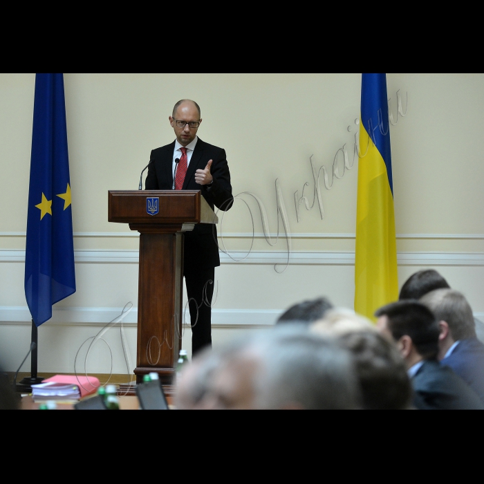 Під головуванням прем’єр-міністра України Арсенія Яценюка відбудеться засідання Уряду