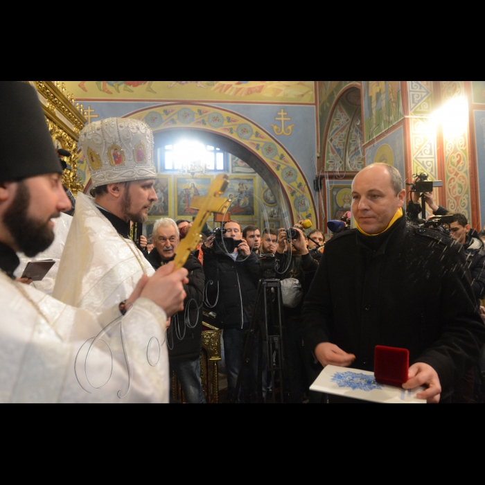 З нагоди річниці створення «Самооборони Майдану» у Михайлівському соборі відбувся збір членів Самооборони за участю першого заступника Голови Верховної Ради України А.Парубія. У заході взяли участь сотники «Самооборони Майдану», комендант Майдану Андрій Парубій, бійці АТО. Під час заходу було проведено молебень за військовими, що боронять східні кордони України в зоні АТО та панахиду за загиблими на Майдані і в АТО. Також відбудеться нагородження волонтерів, сотників, бійців Самооборони із зони АТО.