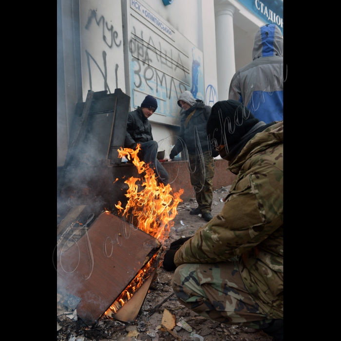 Київ. Тривають сутички на вулиці Грушевського між євро-мітингувальниками та міліцією.