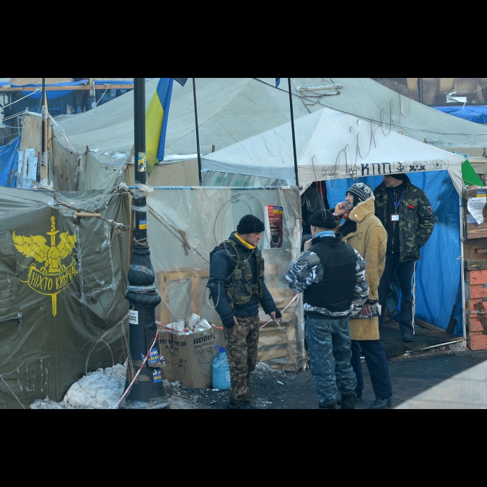 Київ, Майдан Незалежності, Євромайдан, біля Штабу «афганців».