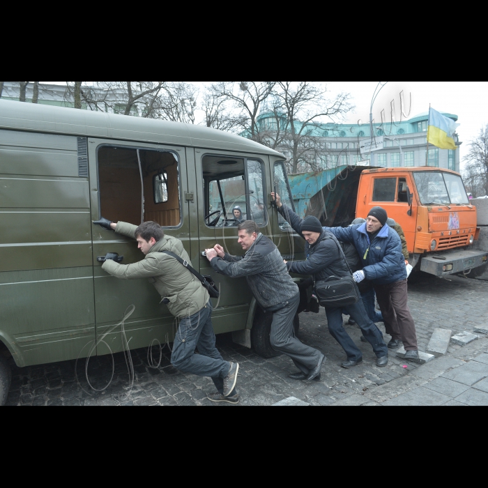 Київ, Євромайдан. Майдан Незалежності,  вул. Інститутська, вул. Грушевського.