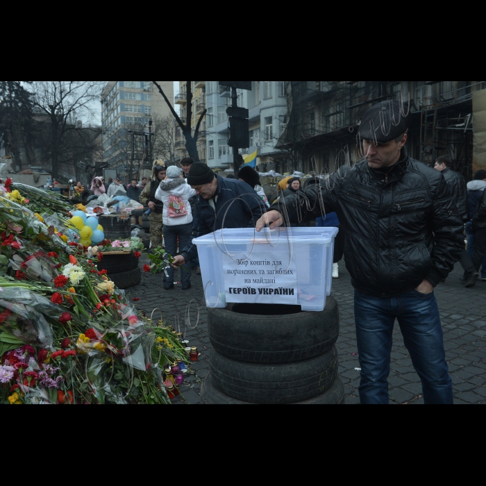 Київ, Євромайдан. Майдан Незалежності,  вул. Інститутська, вул. Грушевського.