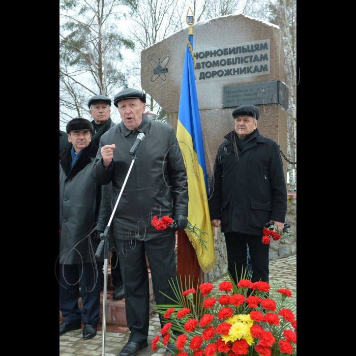 Урочиста зустріч представників Укравтодору, Міністерства інфраструктури України та ветеранів праці автомобільного транспорту України з дорожниками та автомобілістами-ліквідаторами з нагоди Дня вшанування учасників ліквідації наслідків аварії на ЧАЕС.
Пам'ятний знак 