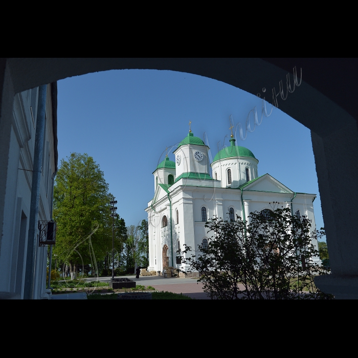 Шевченківський національний музей-заповідник у м. Канів Черкаської області.
Успенський собор у Каневі.