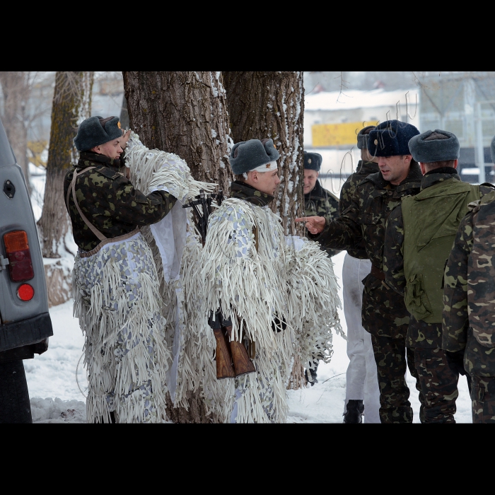 Чернігів. Військова частина №8 Чернігівського навчального центру Державної спеціальної служби транспорту. 
Прес-тур для журналістів.
