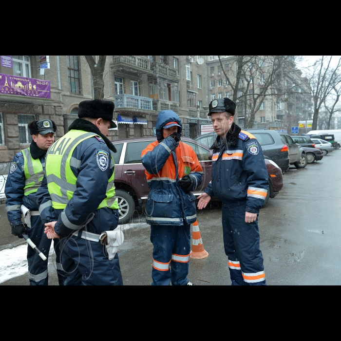 Київ. Паркування на вул. Пушкінська і Пирогова.