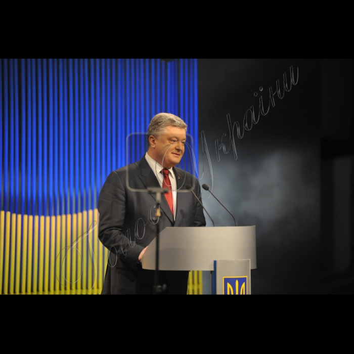 Президент України Петро Порошенко провів першу прес-конференцію у 2016 році (Мистецький Арсенал).