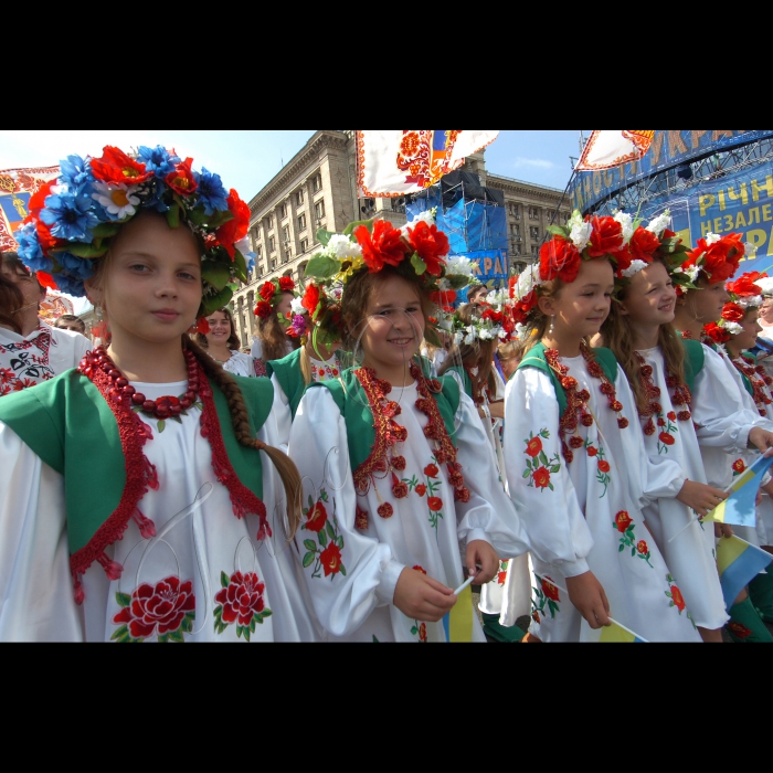 Київ, парад вишиванок і демонстрація писанок зі всієї України у рамках святкування Дня незалежності України.