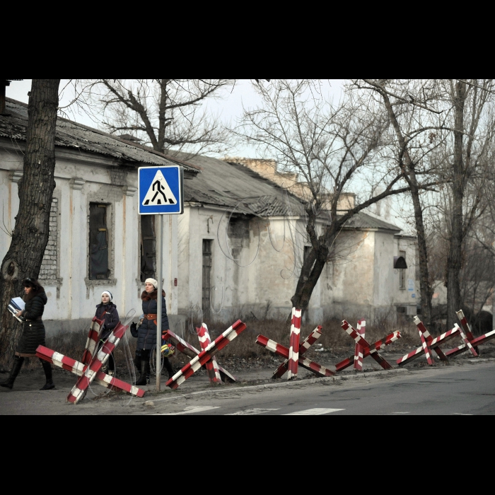 Прес-тур журналістів центральних та регіональних ЗМІ до Луганської та Донецької областей
за участі народних депутатів України  міжфракційного об’єднання «ЄвроОптимісти».
Місто Северодонецьк
