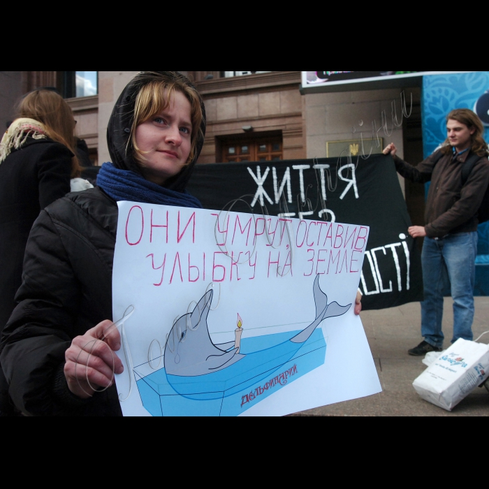 Біля КМДА відбулася акція проти рейдерського захоплення Лук'янівського ринку