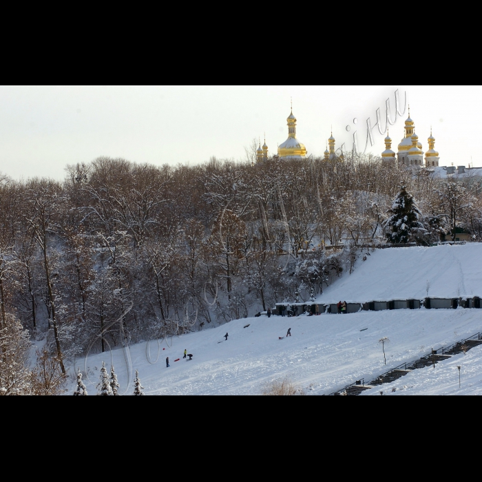 Київ, зимовий парк біля Аскольдової могили