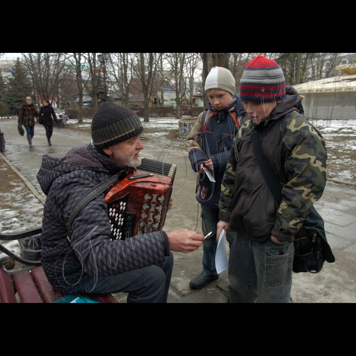 Крис, Сімферополь. Дід Павло
